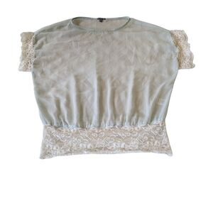 Charlotte Russe Y2K floral bow blouse. Tagged a size